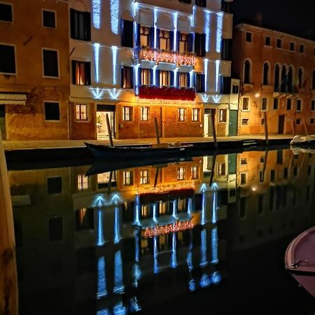 Ca' Bonfadini Historic Experience Hotel เวนิส ภายนอก รูปภาพ