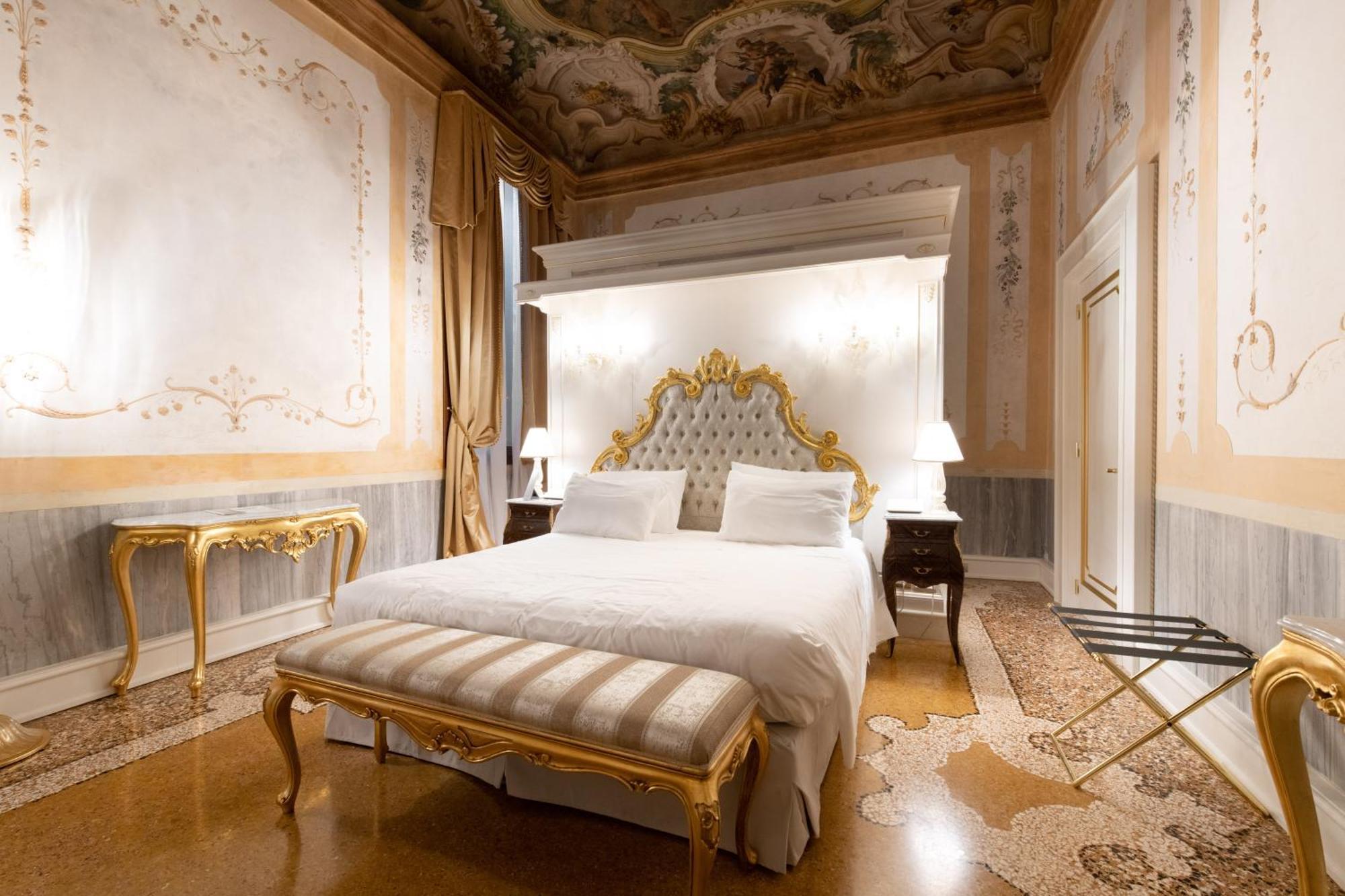 Ca' Bonfadini Historic Experience Hotel เวนิส ภายนอก รูปภาพ