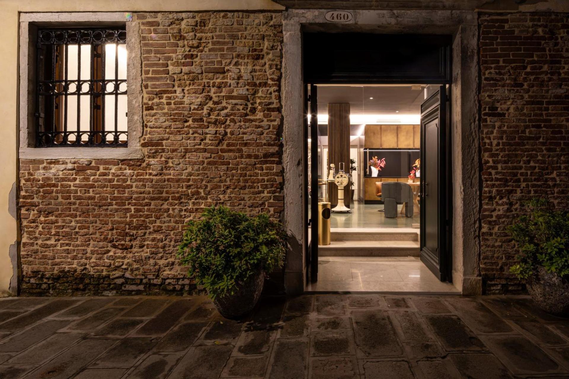 Ca' Bonfadini Historic Experience Hotel เวนิส ภายนอก รูปภาพ