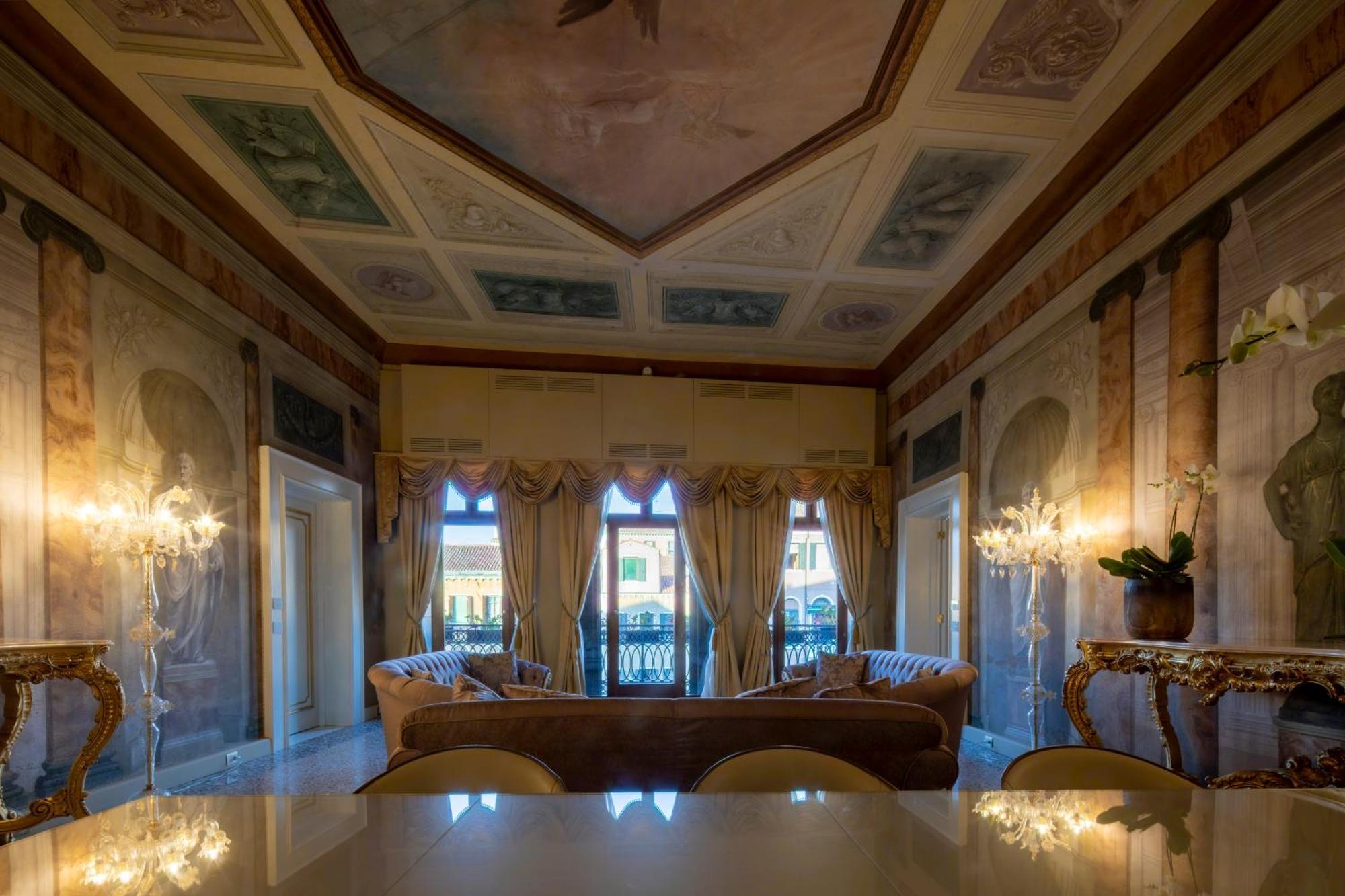 Ca' Bonfadini Historic Experience Hotel เวนิส ภายนอก รูปภาพ