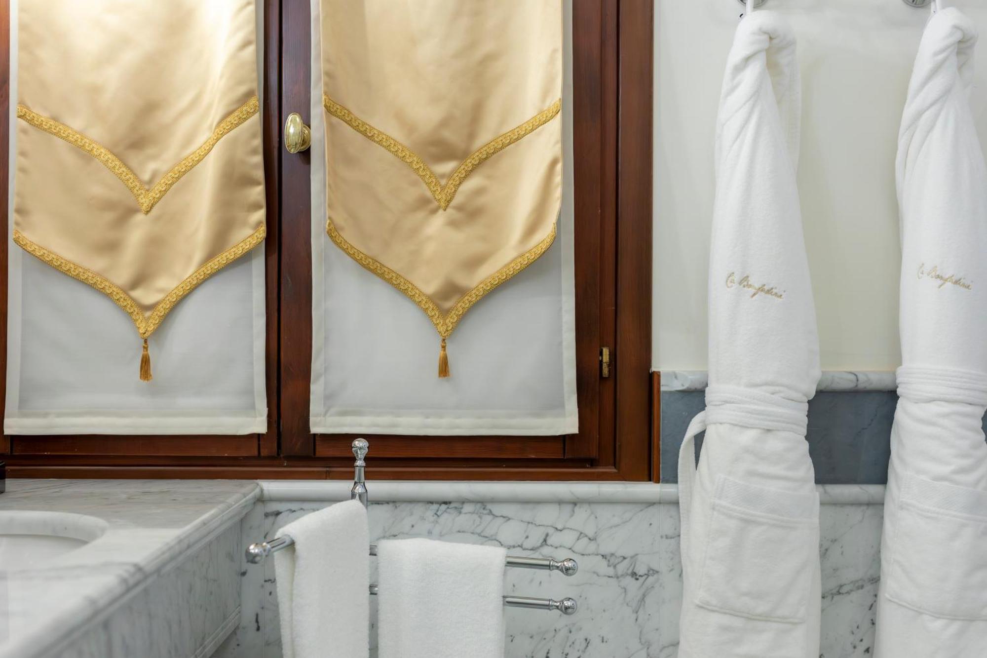 Ca' Bonfadini Historic Experience Hotel เวนิส ภายนอก รูปภาพ