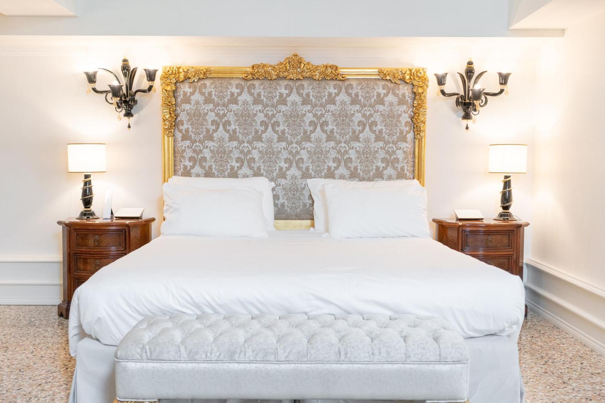 Ca' Bonfadini Historic Experience Hotel เวนิส ภายนอก รูปภาพ
